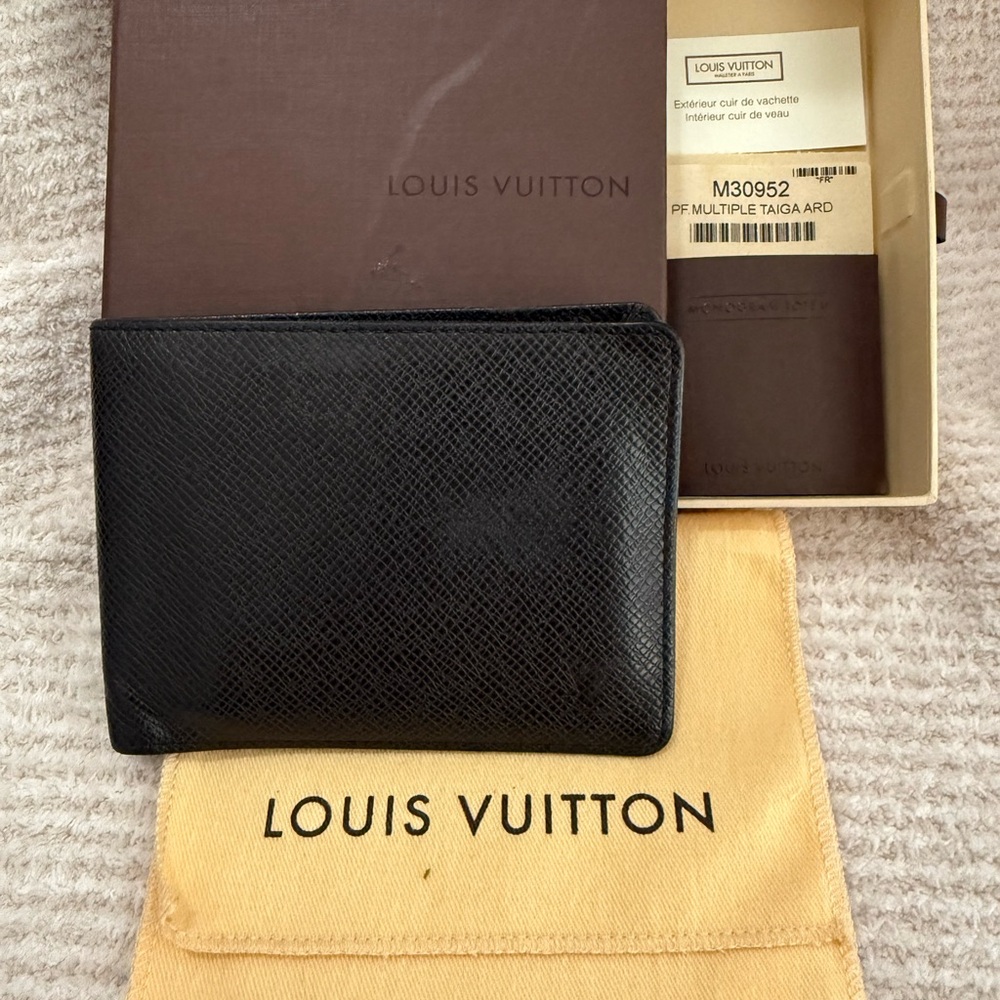 Louis Vuitton men wallet